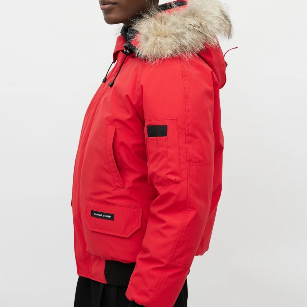 Canada Goose Women’s Chilliwack Bomber - Red - Picture 5 of 17